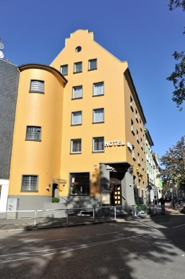 Hotel Bergischer Hof Ratingen Exterior foto